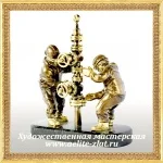 Статуэтки нефтяника