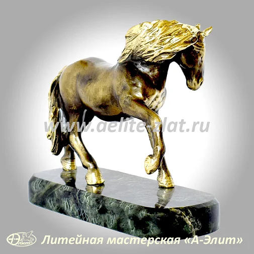 Статуэтка Конь белый