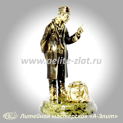 Статуэтка Доктор