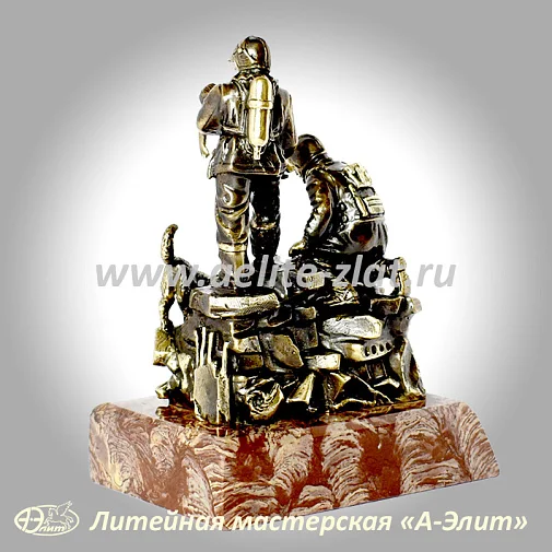 Статуэтка Спасатели МЧС 