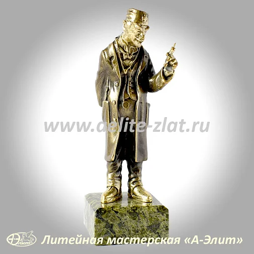 Статуэтка Врач
