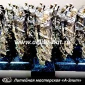 Литье бронзовых статуэток солдат на заказ, готовые статуэтки.