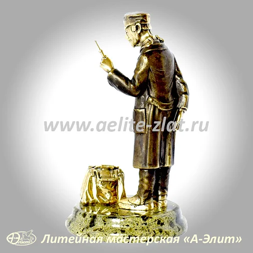 Статуэтка Доктор