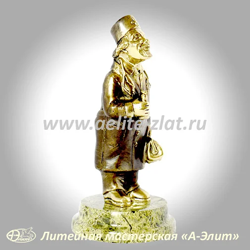 Статуэтка Врач