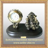  Часы Сова журналист
