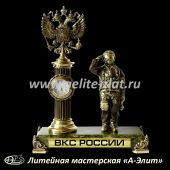 Бронзовые часы с военными и полководцами Бронзовые часы Военно Космические Силы России.