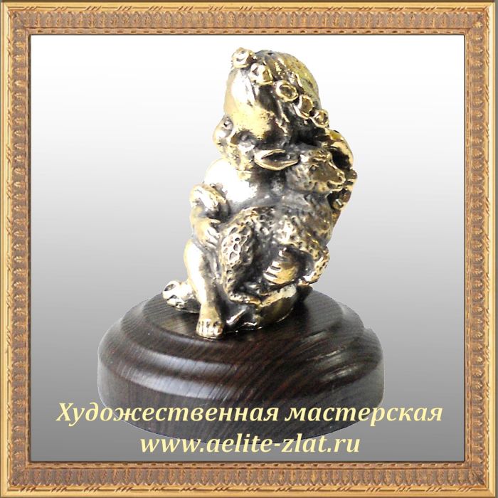 Статуэтка Ангел с козленком. Статуэтка Ангел с козленком