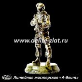  Памятный подарок военному, бронзовая статуэтка солдат.