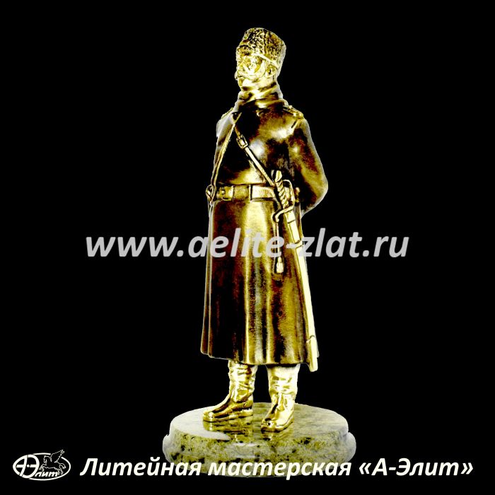 Бронзовая статуэтка городовой (полицейский). Бронзовая статуэтка городовой (полицейский)