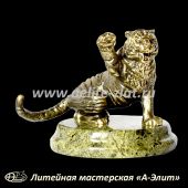  Бронзовая статуэтка Тигр.