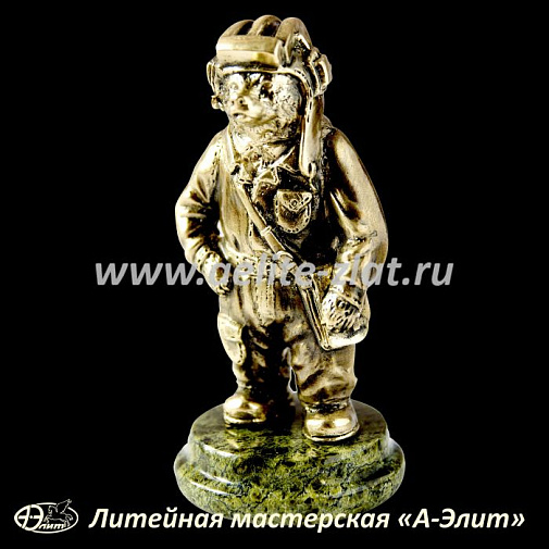 Статуэтка Танкист (медведь)