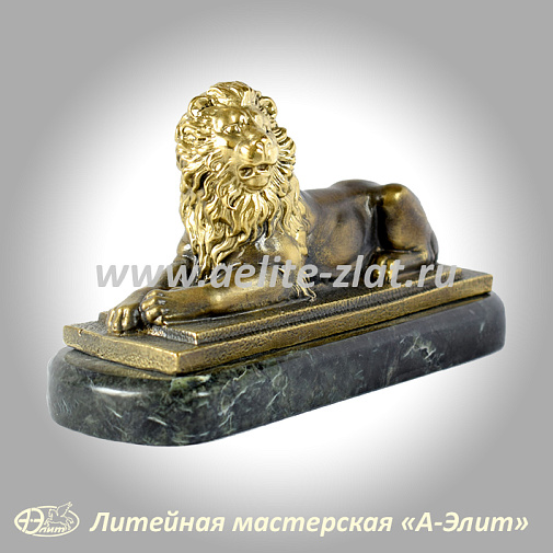 Статуэтка Лев