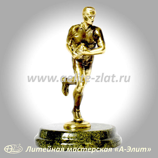 Статуэтка Регбист