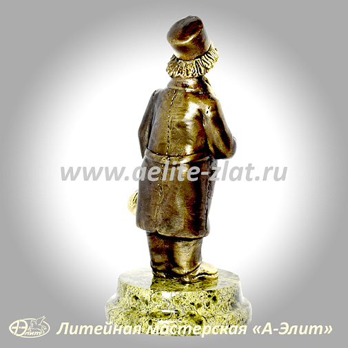 Статуэтка Врач