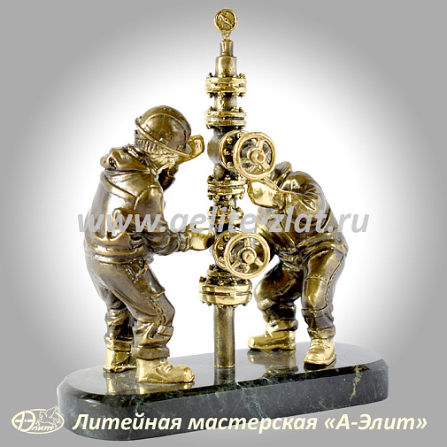 Статуэтка Нефтяники