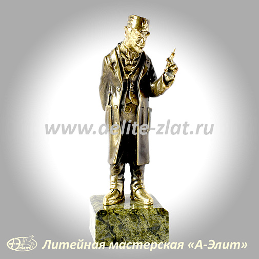 Статуэтка Врач