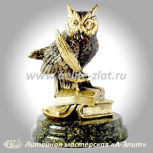 Статуэтка Сова на книгах