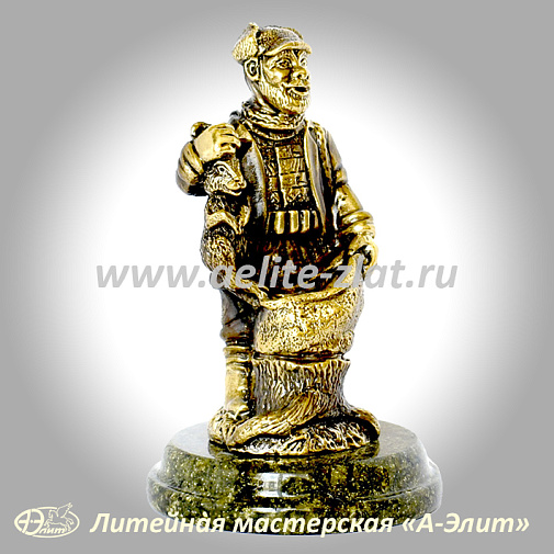 Статуэтка Охотник