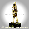 Статуэтка Танкист