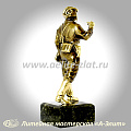Статуэтка Танкист