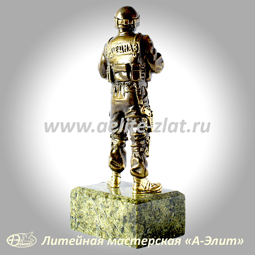 Статуэтка Спецназовец