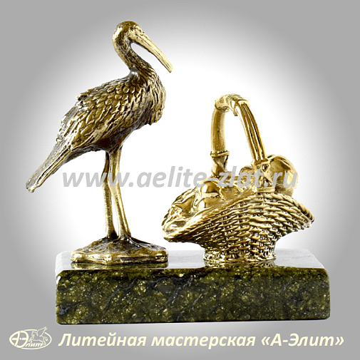 Статуэтка Аист с младенцем