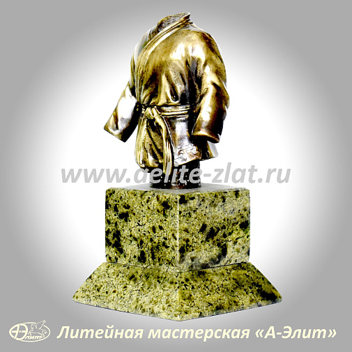 Сувенир из бронзы Кимоно