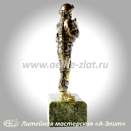 Статуэтка Спецназовец