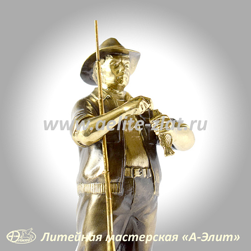 Статуэтка Рыбак