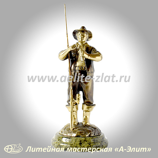 Статуэтка Рыбак