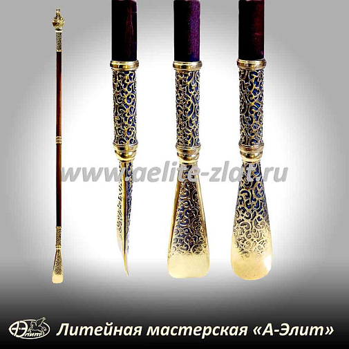 Бронзовая ложка для обуви конь в пальто длинная