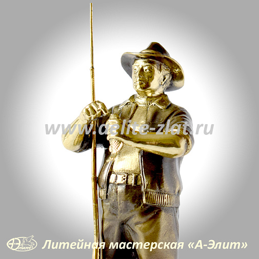Статуэтка Рыбак