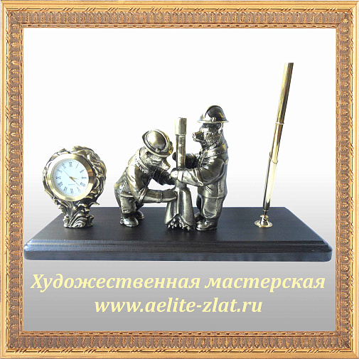 Часы Нефтяник (Медведи)