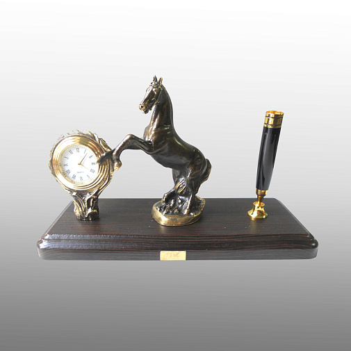 Письменный набор Конь на дыбах средний